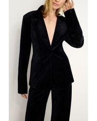 GOOD AMERICAN - Sculpted Velvet Blazer - Lyst