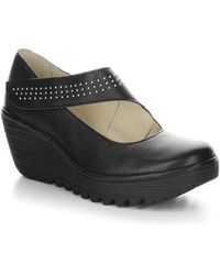 fly london mid wedge pump