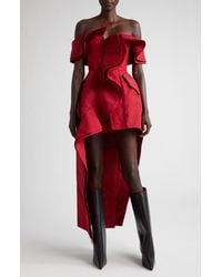 Alexander McQueen - Sculptural Off The Shoulder Drape High-low Gown - Lyst