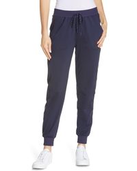 live in jogger pants zella