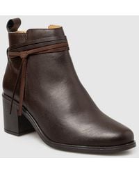 Manuela - Alex Chelsea Bootie - Lyst