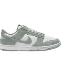 Nike - Dunk Low Se Basketball Sneaker - Lyst