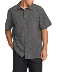 Billabong - Surftrek Print Short Sleeve Button-Up Shirt - Lyst
