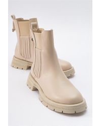 Prologue Shoes - Sofia Chelsea Boot - Lyst