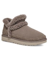 UGG - Classic Ultra Mini Spillseam Genuine Shearling Bootie - Lyst