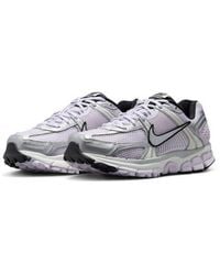 Nike - Zoom Vomero 5 Sneaker - Lyst
