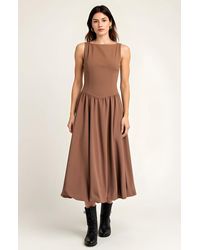 Modenaire - Sleeveless Fit And Flare Midi Bubble Hem Dress With Gathered Skirt Detail - Lyst