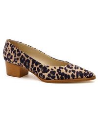 Amalfi by Rangoni - Pacifico Pointed Toe Pump - Lyst