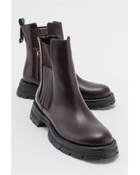 Prologue Shoes - Sofia Chelsea Boot - Lyst