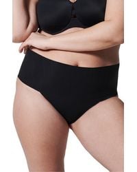Spanx - Spanxsmooth Undie-Tectable Thong - Lyst
