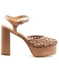 Andrea Gomez - Beatriz Platform - Lyst