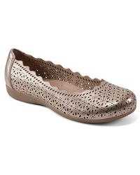 Earth - Bria Casual Flat - Lyst