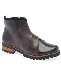 Regarde Le Ciel - Layla Lug Sole Bootie - Lyst