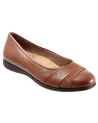 Trotters - Danni Leather & Suede Flat - Lyst