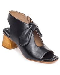 Bernardo - Bernardo Lizzie Sandal - Lyst