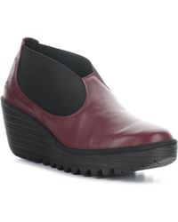 Fly London - Yify Platform Wedge Chelsea Boot - Lyst