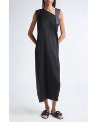Pleats Please Issey Miyake - Pointe Pleated Asymmetric Sleeveless Midi Dress - Lyst