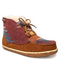 Minnetonka - Torrey Faux Fur Lined Slipper Bootie - Lyst