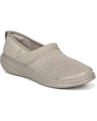bzees shoes sale canada