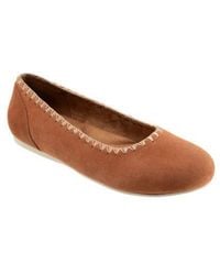 Softwalk - Sonoma Embroidery Flat - Lyst