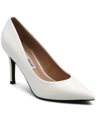 Charles David - Geno Pointed Toe Pump - Lyst