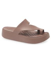 Crocs™ - Getaway Toe Loop Waterproof Platform Sandal - Lyst