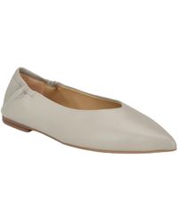 Calvin Klein - Saylory Pointed Toe Flat - Lyst