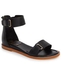 isola genesis sandal