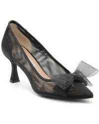 Charles David - Averna Pointed Cap Toe Pump - Lyst