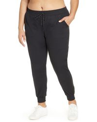 live in jogger pants zella