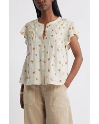 Treasure & Bond - Floral Cotton Pintuck Flutter Sleeve Top - Lyst