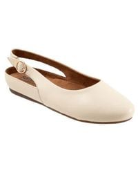 Softwalk - Sandy Slingback Flat Sandal - Lyst