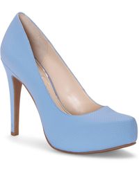 jessica simpson pearlla pump