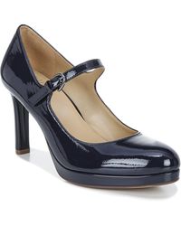 naturalizer paxton platform pump
