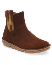 On Foot - Silken Waterproof Suede Bootie - Lyst