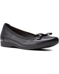 clarks ballet flats bow
