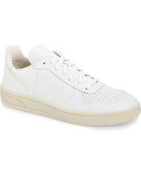 vejas all white sneakers