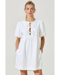 Modenaire - Puff Sleeve Mini Dress With Keyhole Front And Bow Tie Detail - Lyst