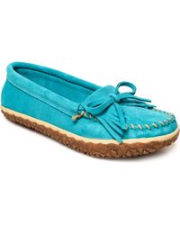 Minnetonka - Kilty Tread Slipper - Lyst