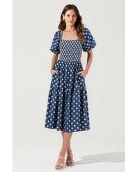 Modenaire - Smocked Puff-Sleeve Midi Dress With Tiered Skirt And Pockets - Lyst