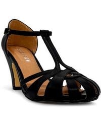 Chelsea Crew - Sergi T-Strap Sandal - Lyst