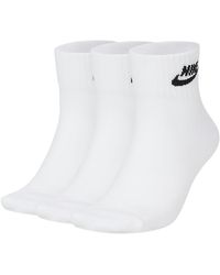 nike socks white women's