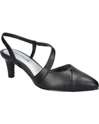Easy Street - Emerald Slingback Pointed Toe Pump - Lyst