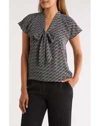 Nordstrom Rack - Tie Neck Flutter Sleeve Top - Lyst