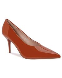 BERNESS - Patent Pointed Toe Pump - Lyst