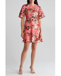 Vince Camuto Floral-print Seamed Scuba Dress in Pink