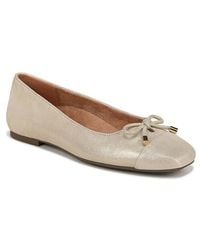 Vionic - Klara Cap Toe Flat - Lyst