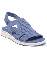 naturalizer delfinia