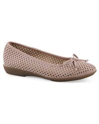 White Mountain - Carris Perforated Flat - Lyst