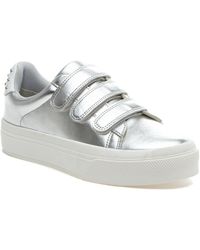 J/Slides - Gennie Studded Platform Sneaker - Lyst